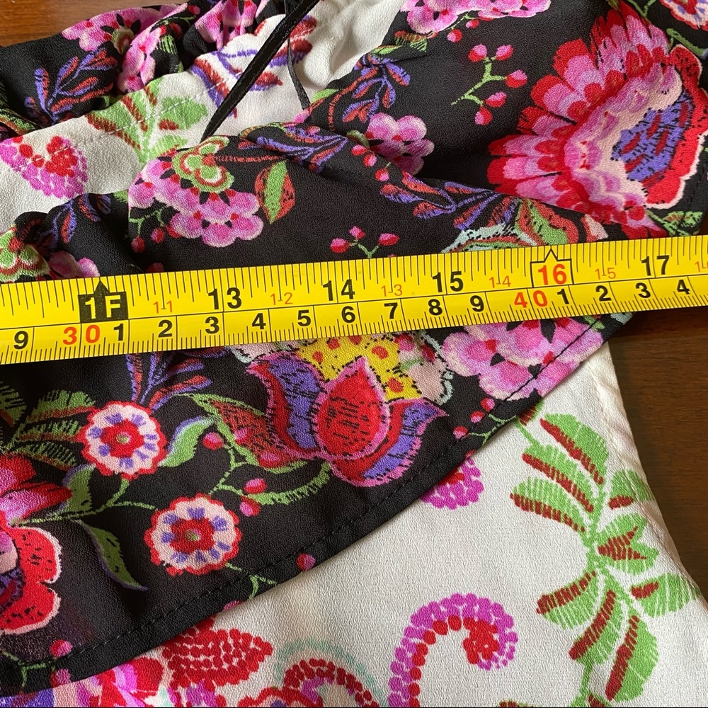 Francesca’s One Shoulder Floral Ruffle Top - Picture 5 of 16